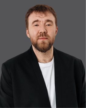 Михаил Костыренко